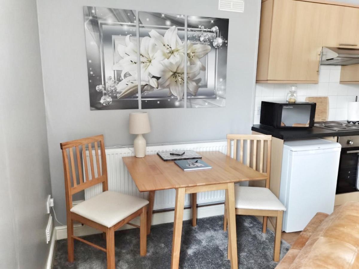 Gwynedd House Flat 1 Apartman Pentraeth Kültér fotó